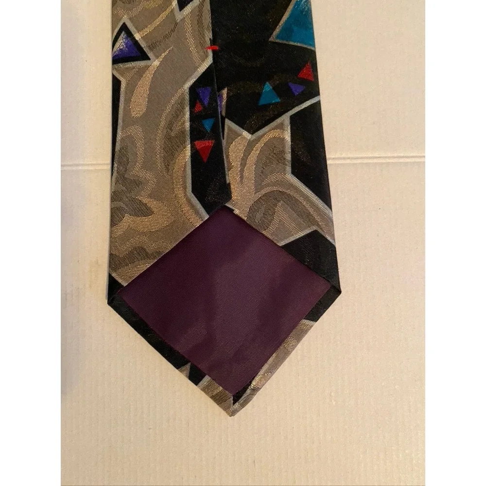 Domani Mens Geometric Abstract Silk Blend Tie Black Red Teal 90s Retro 4 Inch